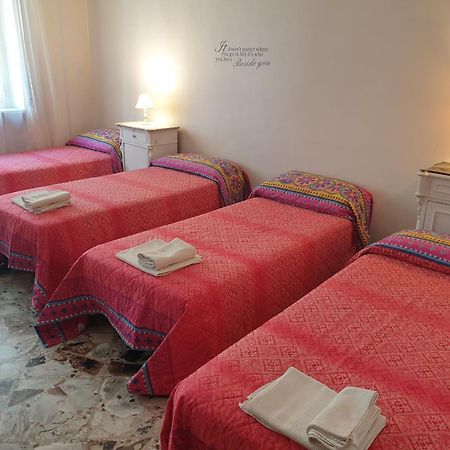 Bari Grand Central Apartment Eksteriør bilde